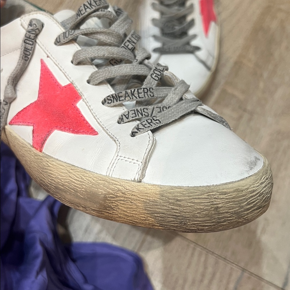 Golden goose sneakers. Pristine condition. Size 40. - Picture 9 of 12